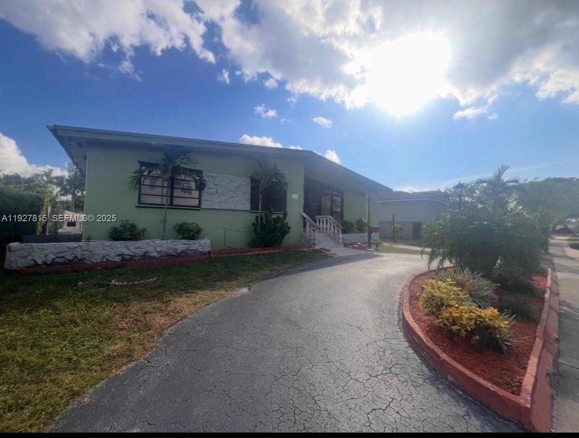 CORAL WAY VILLAGE SEC A P - Residential