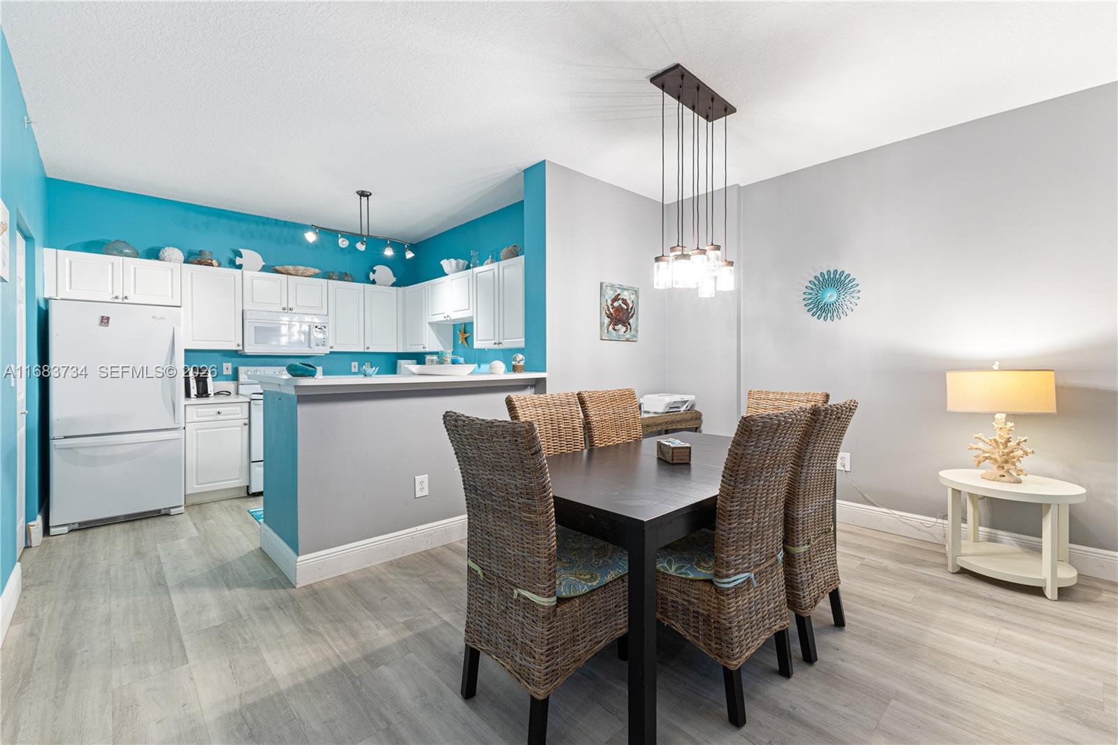 TOWER CONDO AT CITYPLACE - Residential