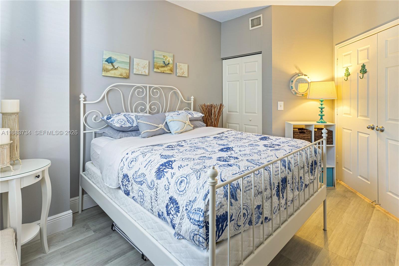 TOWER CONDO AT CITYPLACE - Residential