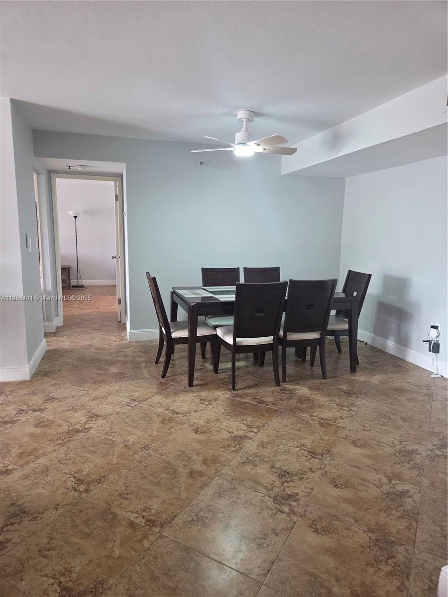 WINSTON TOWERS 600 CONDO - Residential