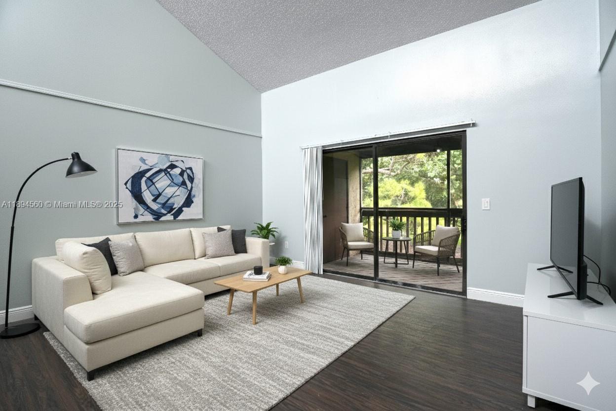 410 E Lakeview Dr E 410