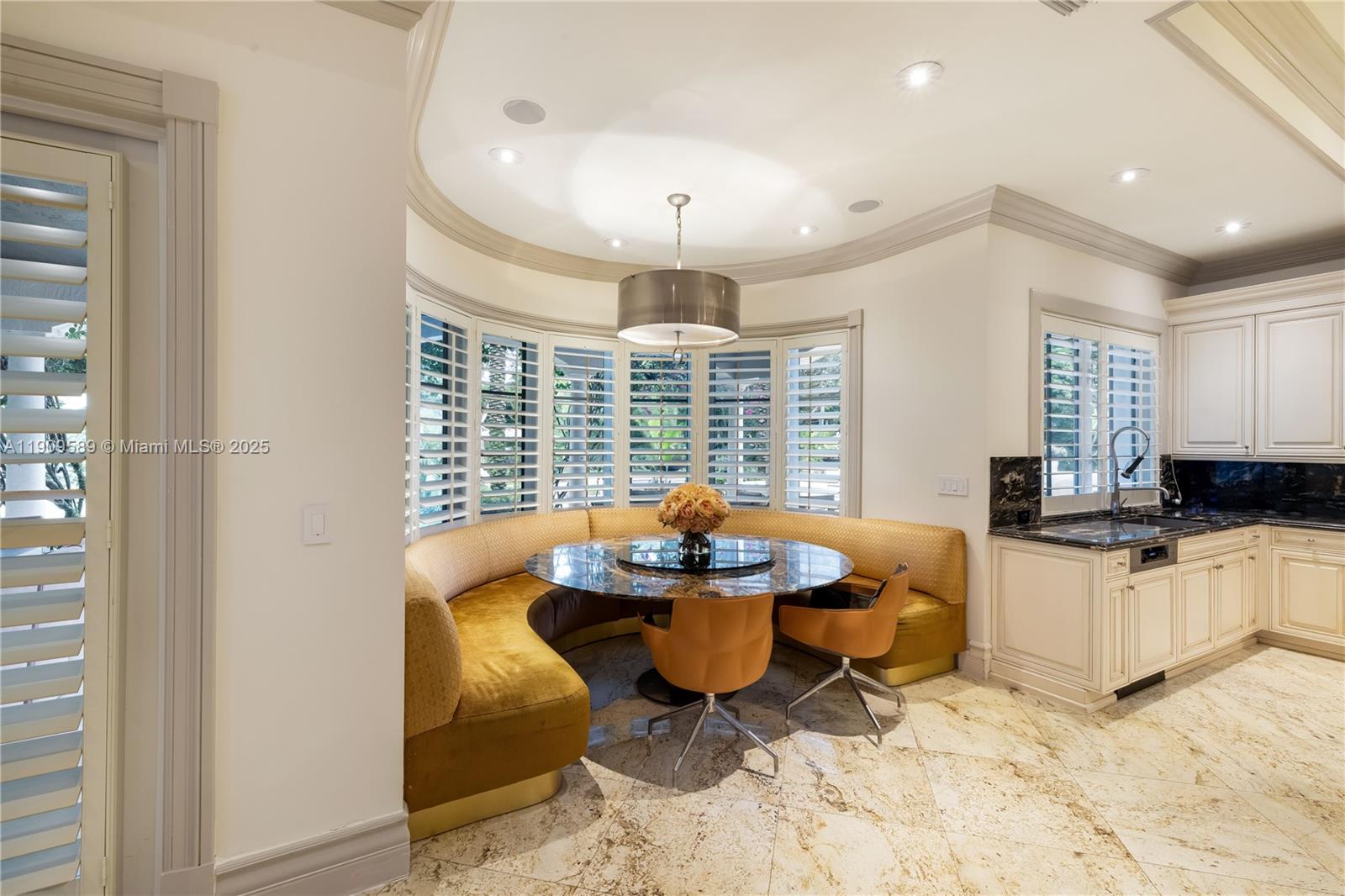 SNAPPER CREEK LAKES SUB - Residential