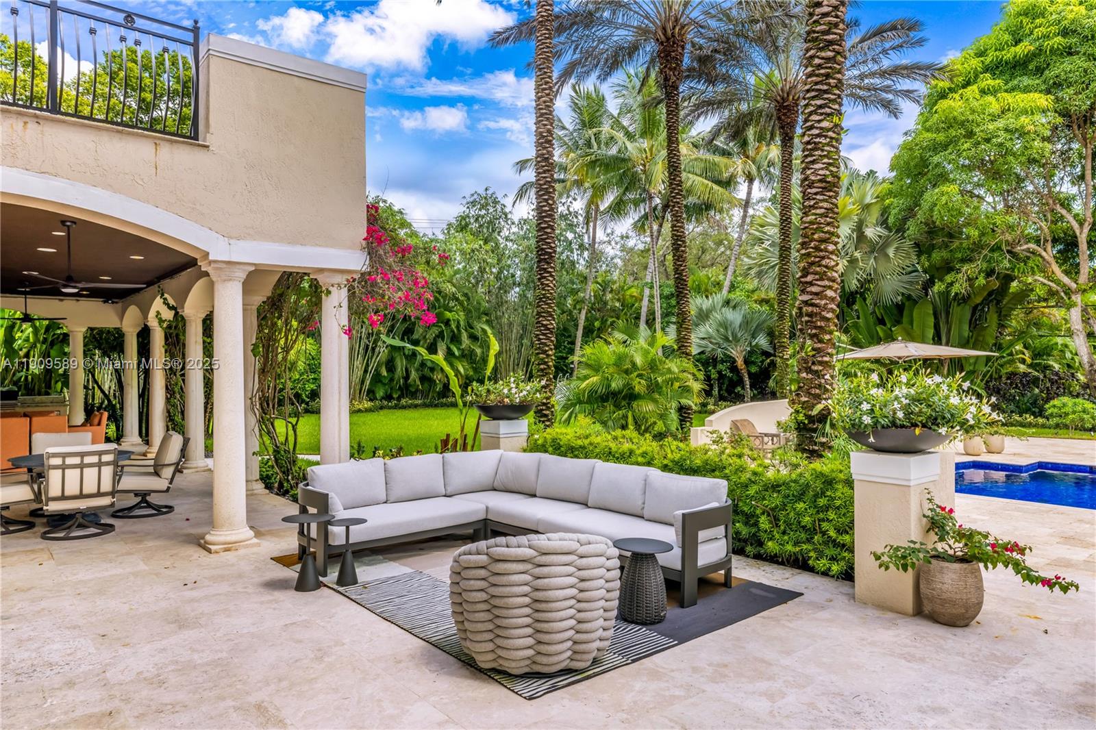 SNAPPER CREEK LAKES SUB - Residential