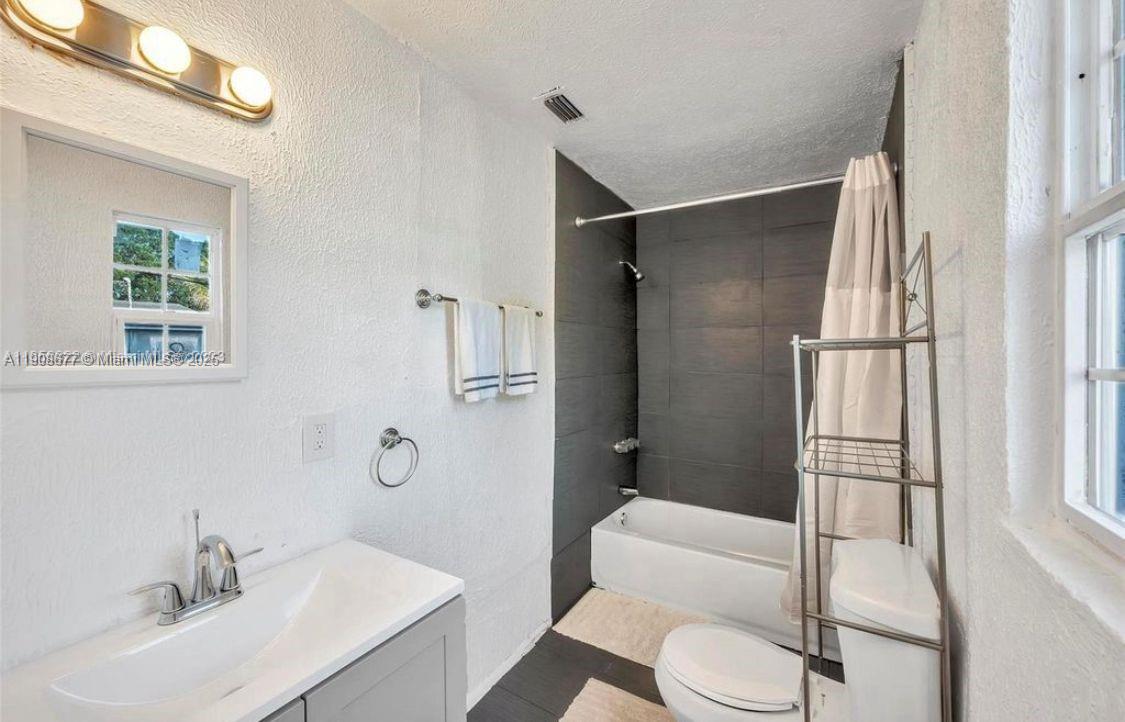 HIGHLAND PARK SUBDIVISION - Residential