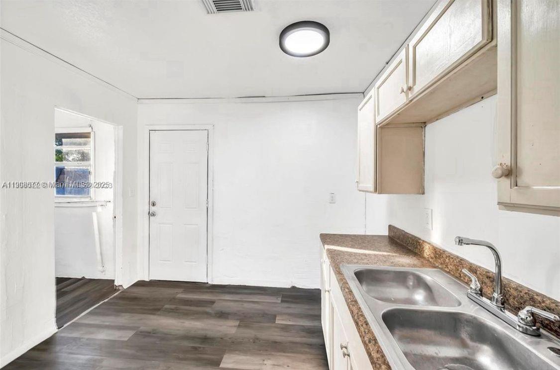 HIGHLAND PARK SUBDIVISION - Residential