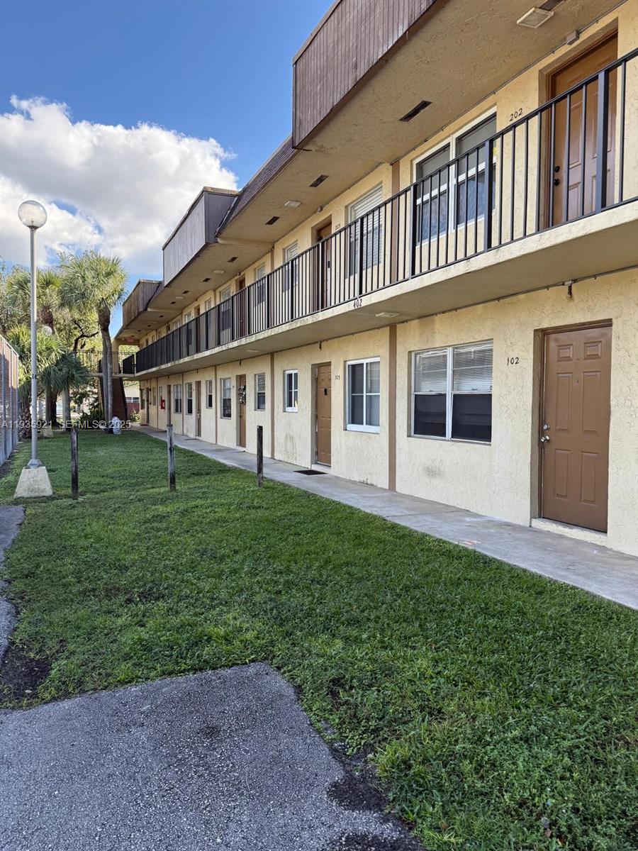 VILLAGE ON THE LAKE CONDO - Residential Lease