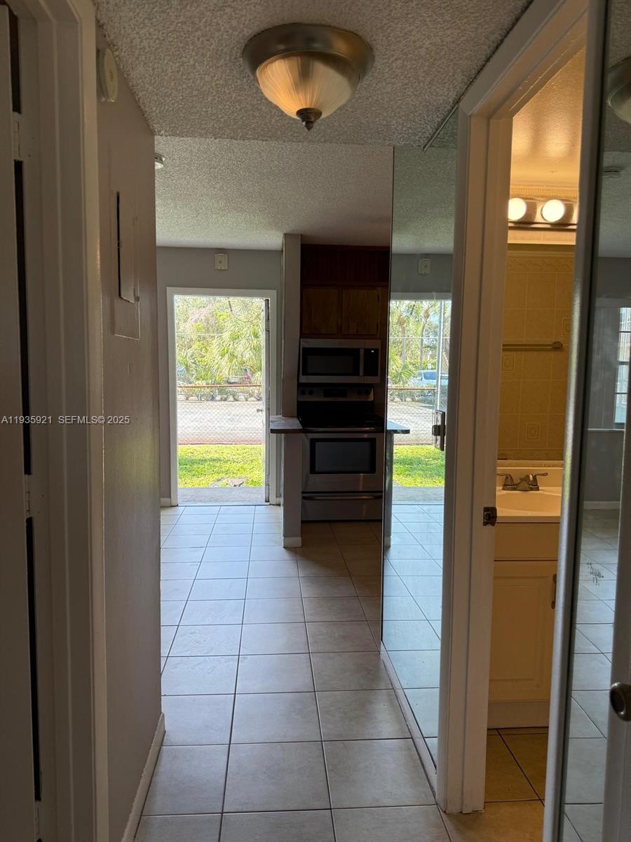 VILLAGE ON THE LAKE CONDO - Residential Lease