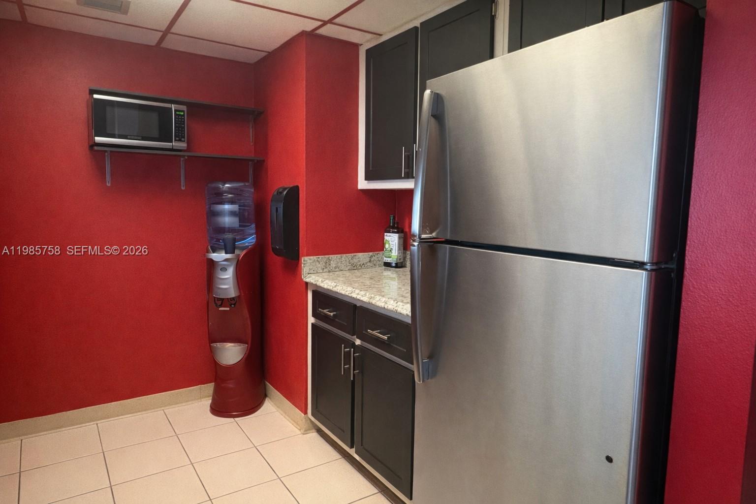 THE GRANDVIEW PALACE COND - Residential