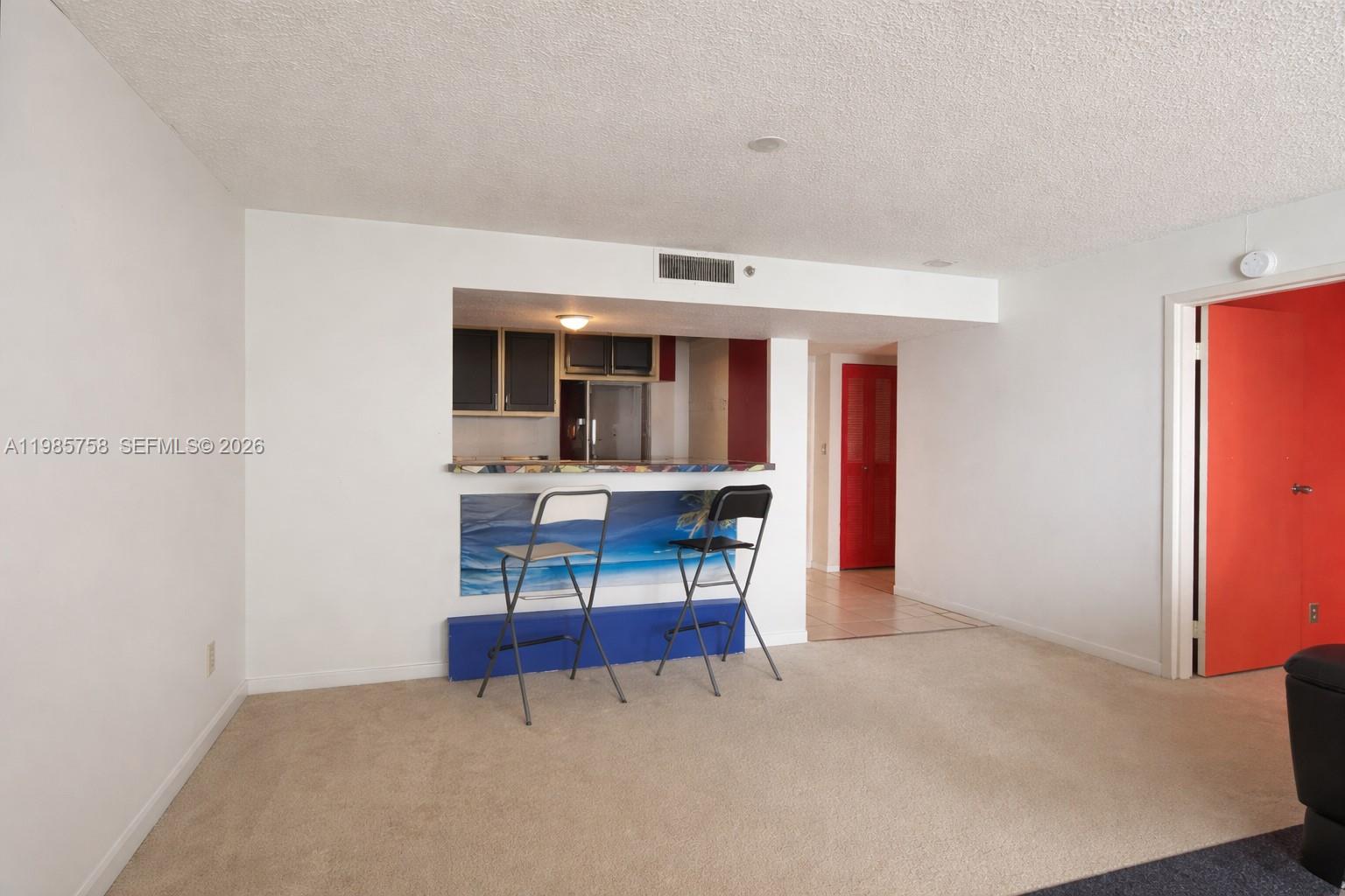 7601 E Treasure Dr 910