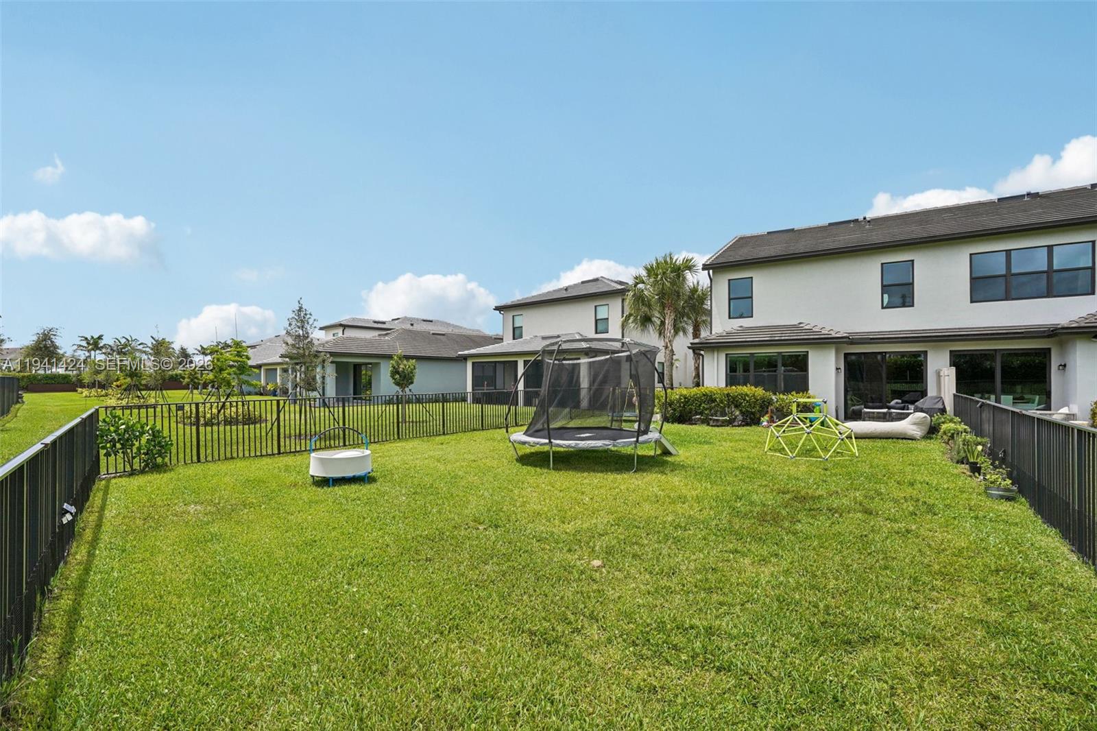 OAK TREE PROPERTY REDEVEL - Residential