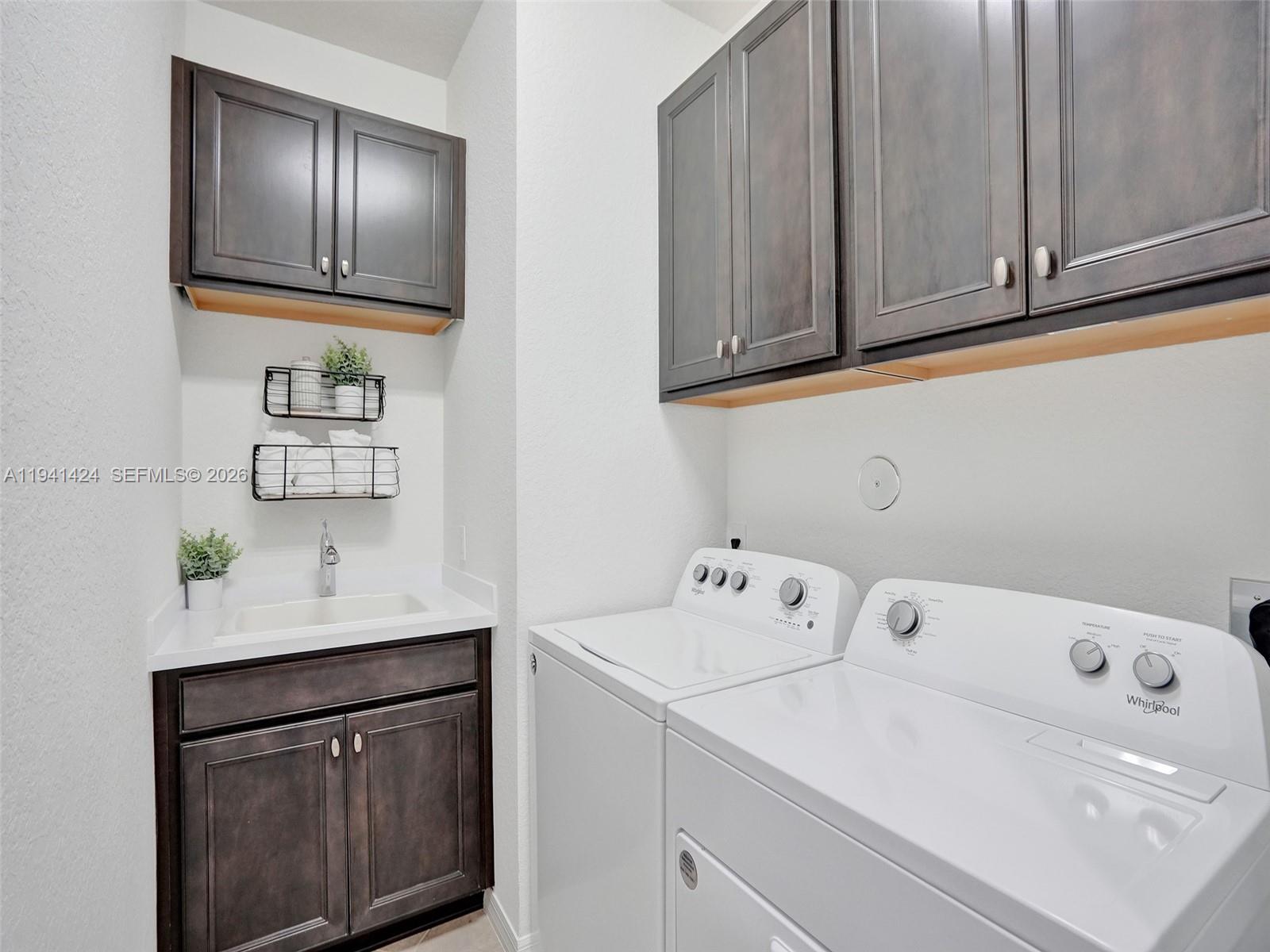 OAK TREE PROPERTY REDEVEL - Residential