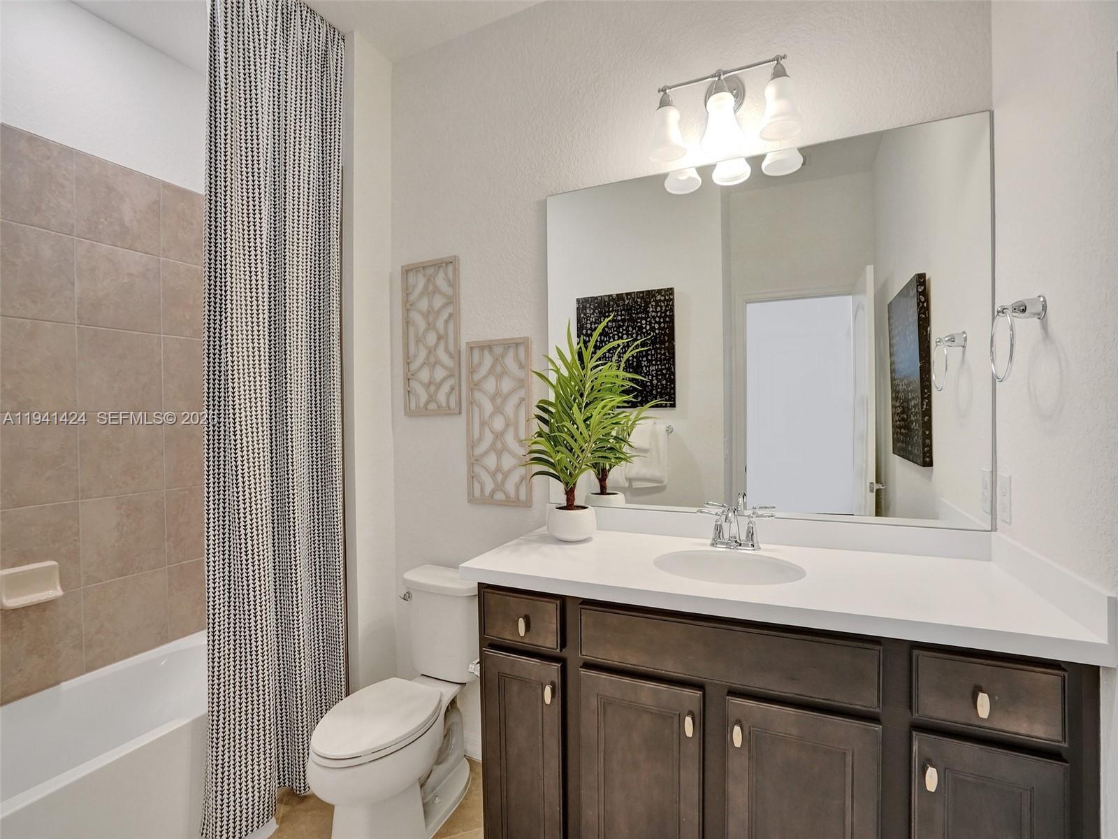 OAK TREE PROPERTY REDEVEL - Residential