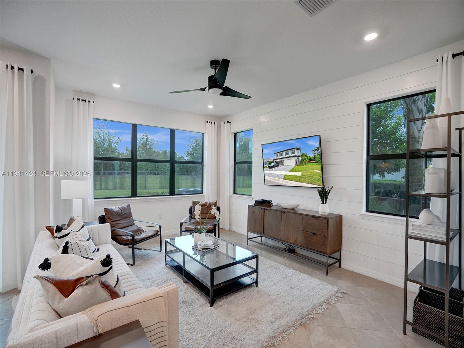 OAK TREE PROPERTY REDEVEL - Residential