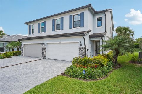 2343 Rollingwood Ct Oakland Park FL 33309