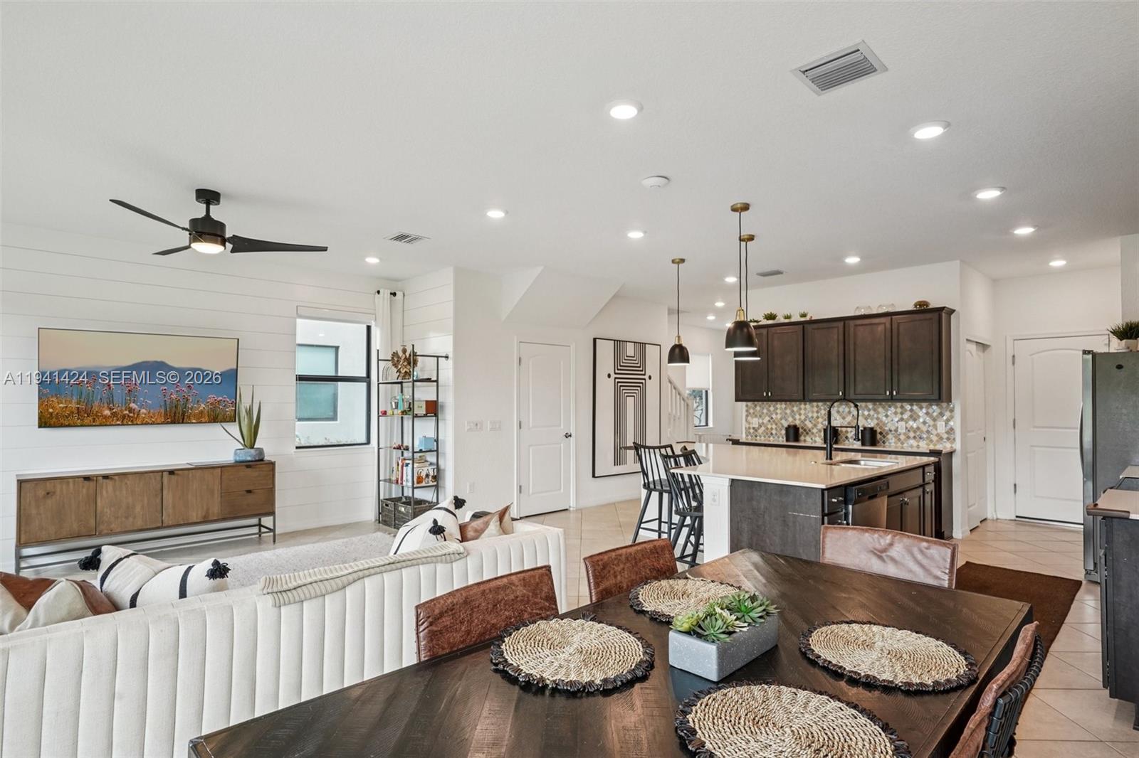 OAK TREE PROPERTY REDEVEL - Residential