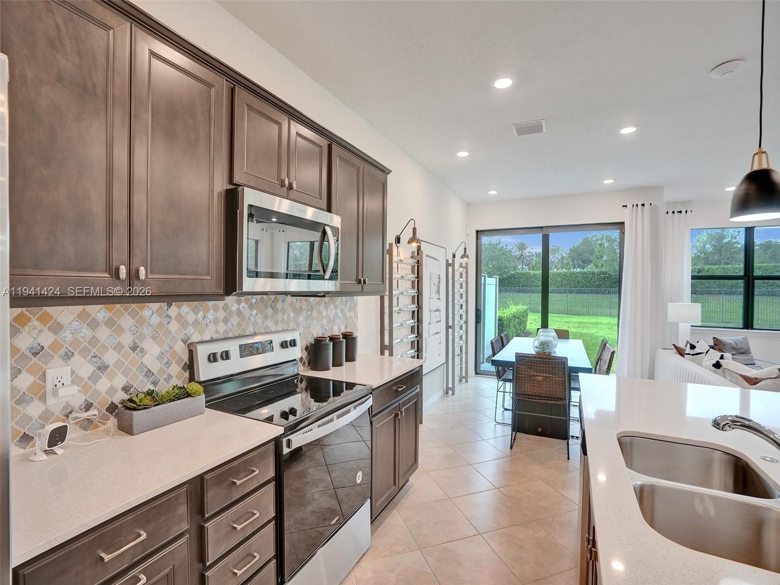 OAK TREE PROPERTY REDEVEL - Residential