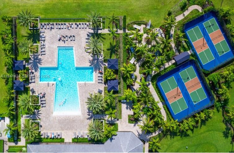 OAK TREE PROPERTY REDEVEL - Residential