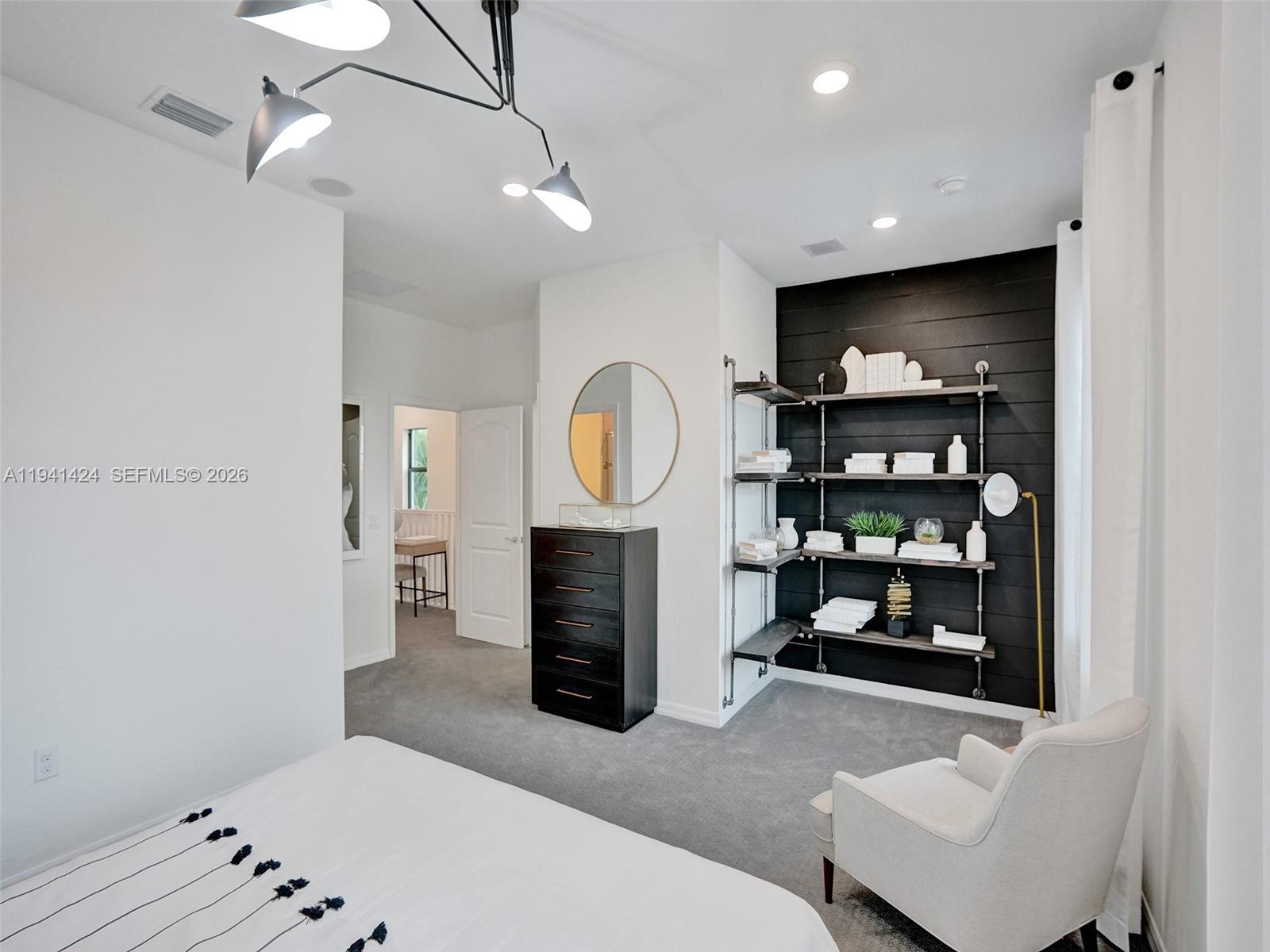 OAK TREE PROPERTY REDEVEL - Residential