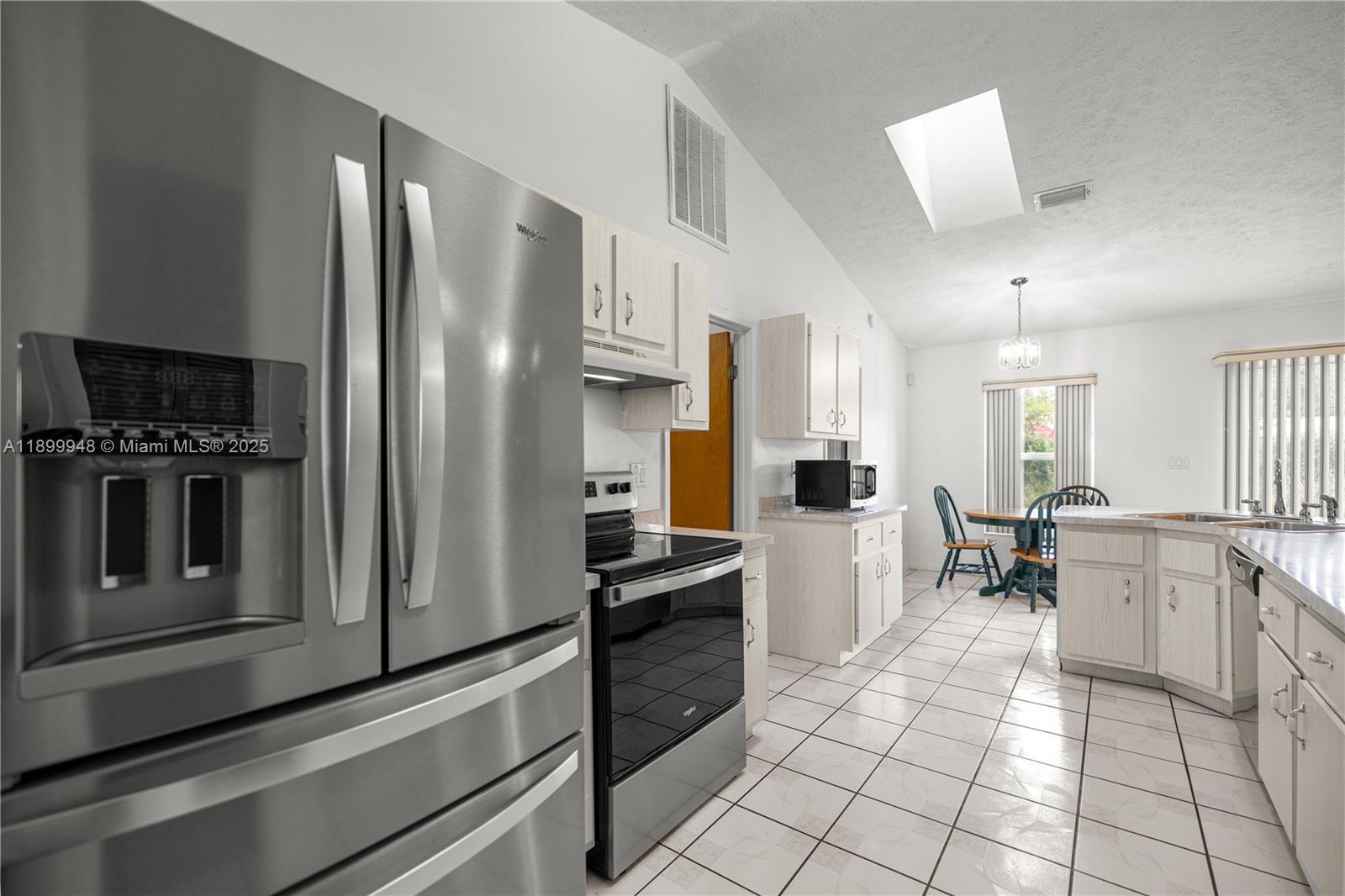 TWP 14 RGE 21 E OF I-75 - Residential