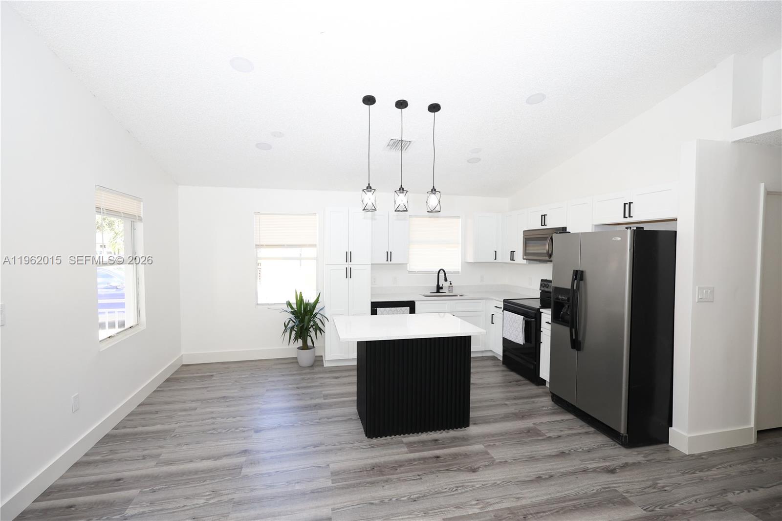 JORDAN COMMONS - Residential