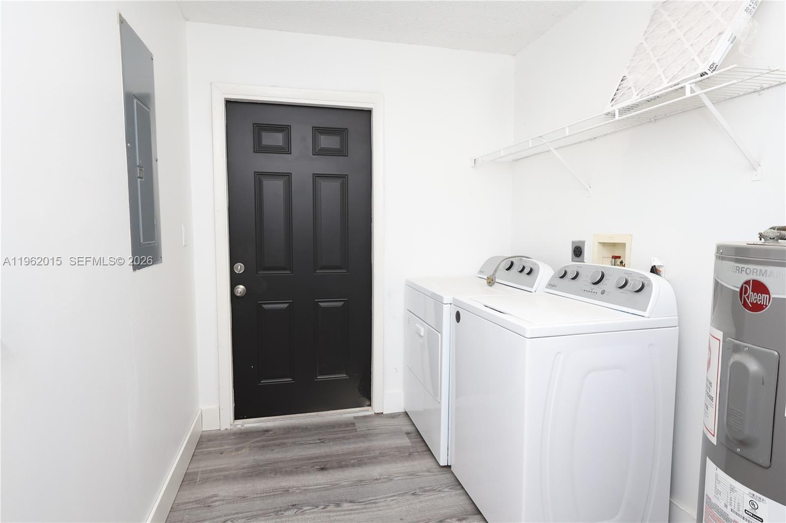 JORDAN COMMONS - Residential