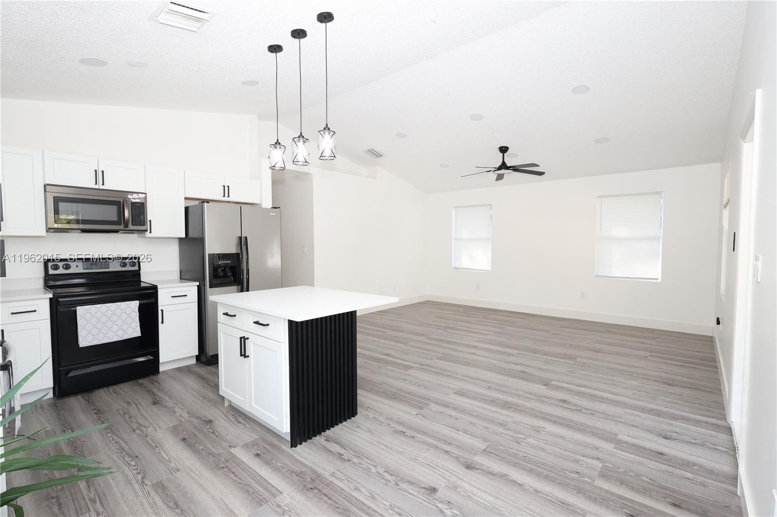 JORDAN COMMONS - Residential