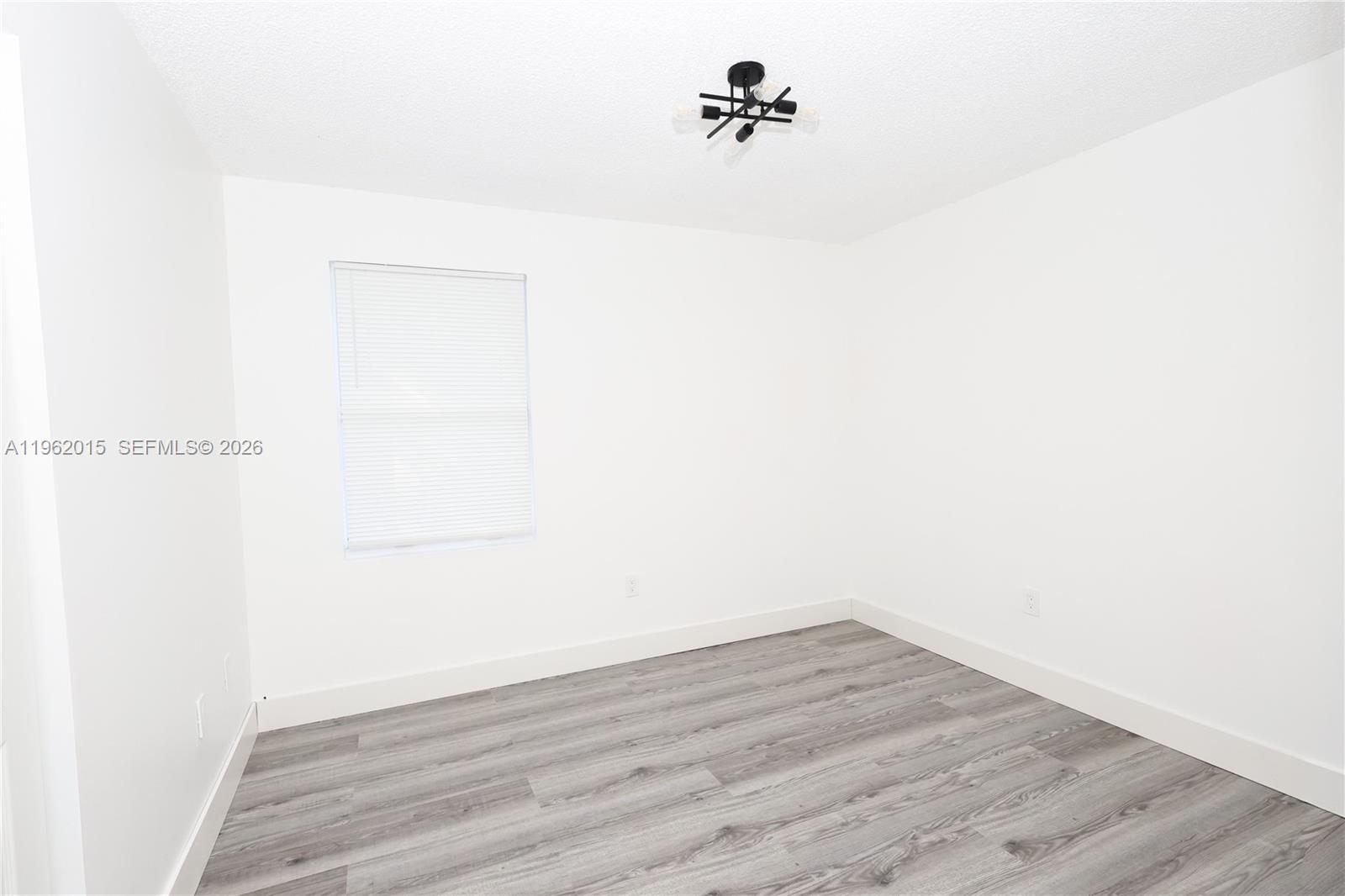 JORDAN COMMONS - Residential