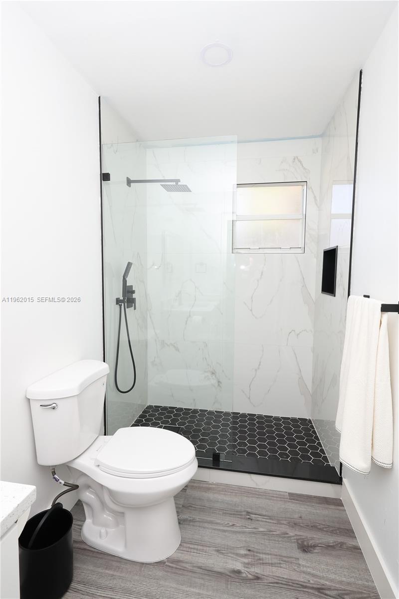 JORDAN COMMONS - Residential