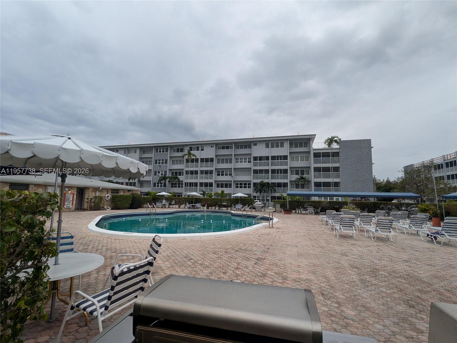THIRD GULFSTREAM GARDEN - Residential Lease