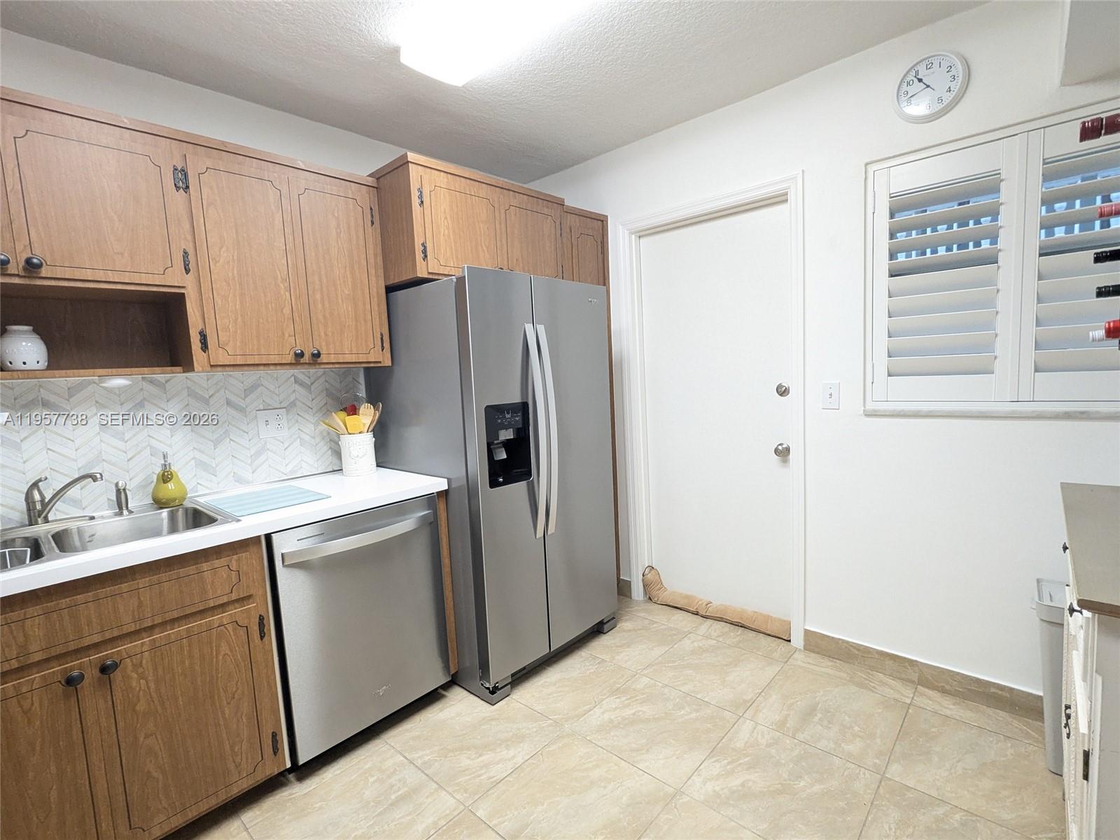 THIRD GULFSTREAM GARDEN - Residential Lease