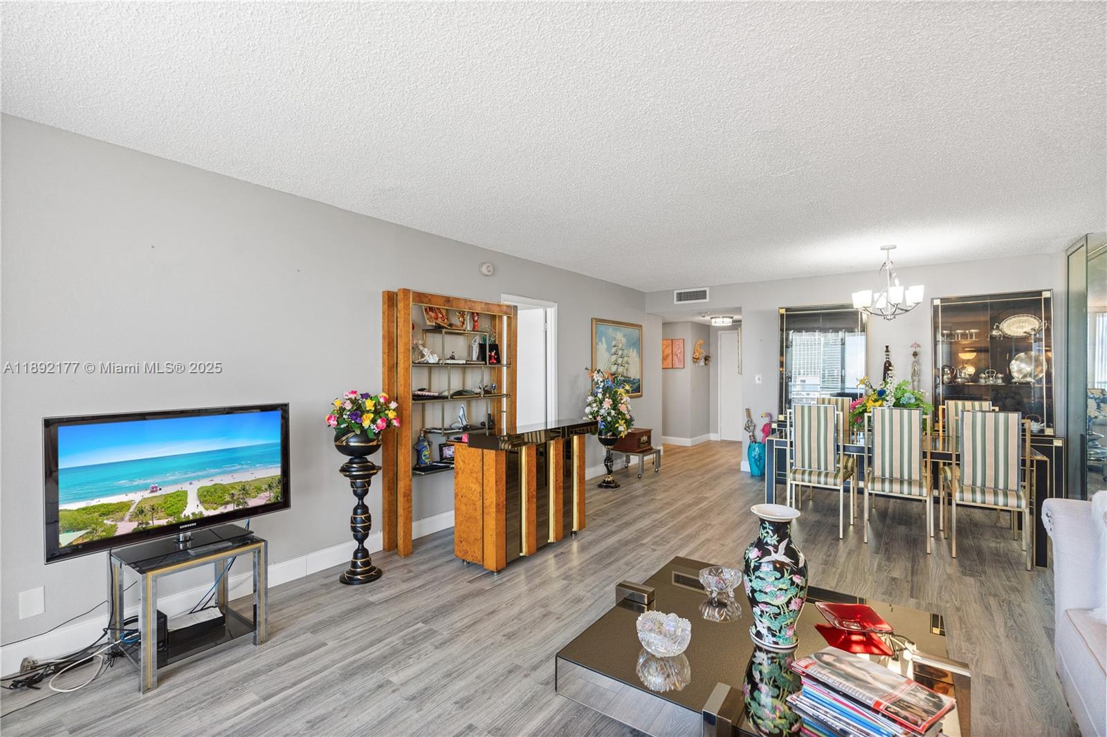 OLYMPUS CONDO PHASE - Residential