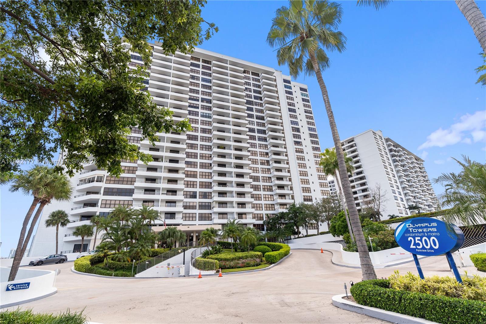 OLYMPUS CONDO PHASE - Residential