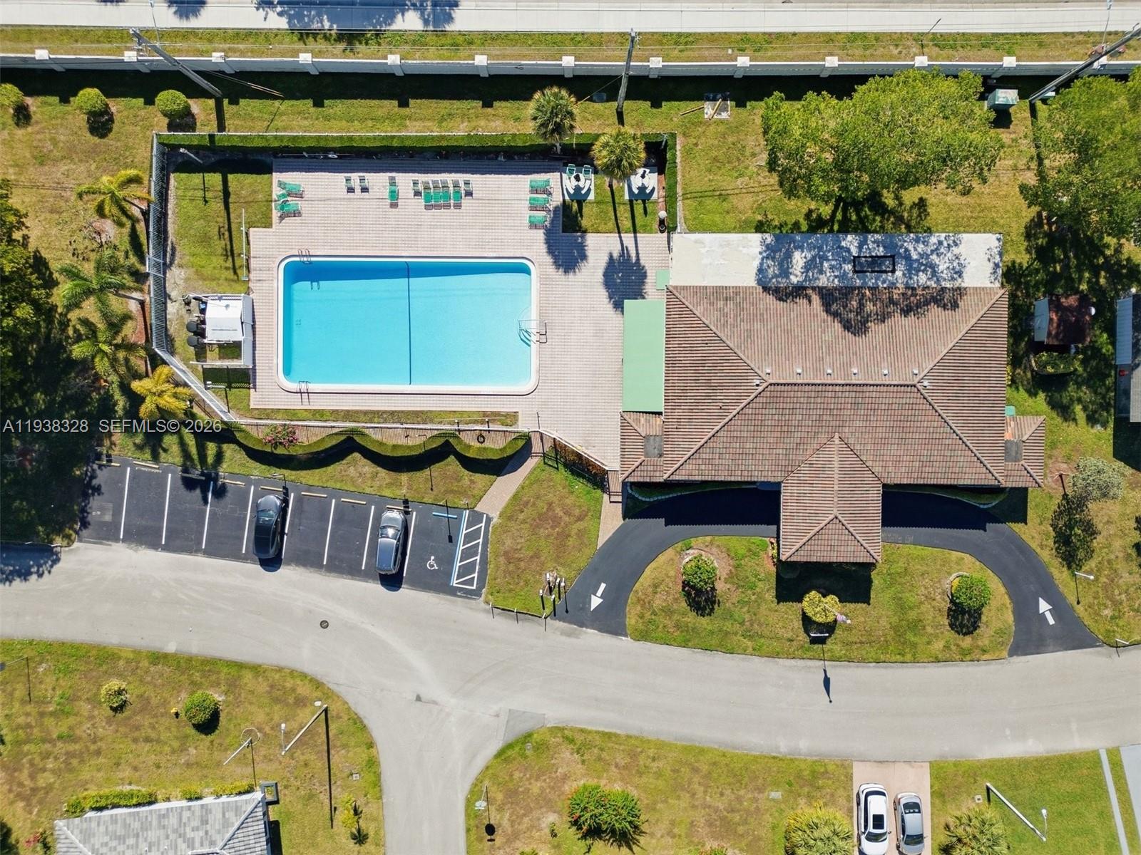 MAINLANDS OF TAMARAC LAKE - Residential