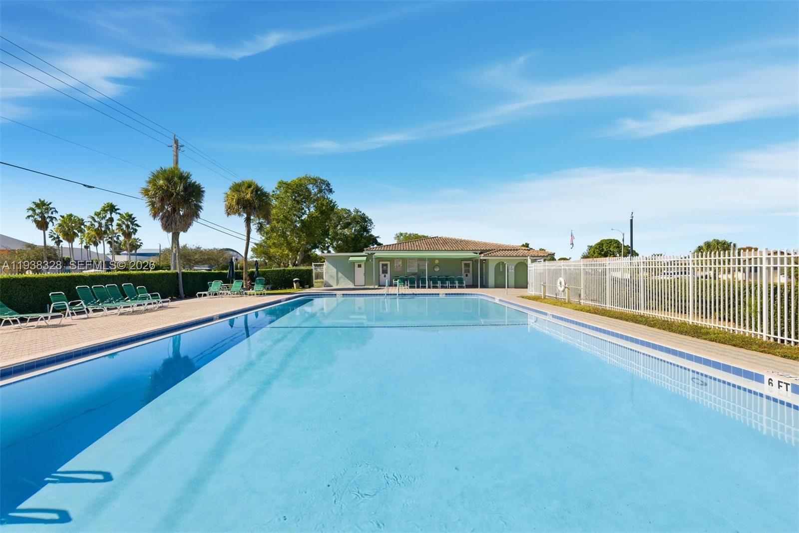 MAINLANDS OF TAMARAC LAKE - Residential