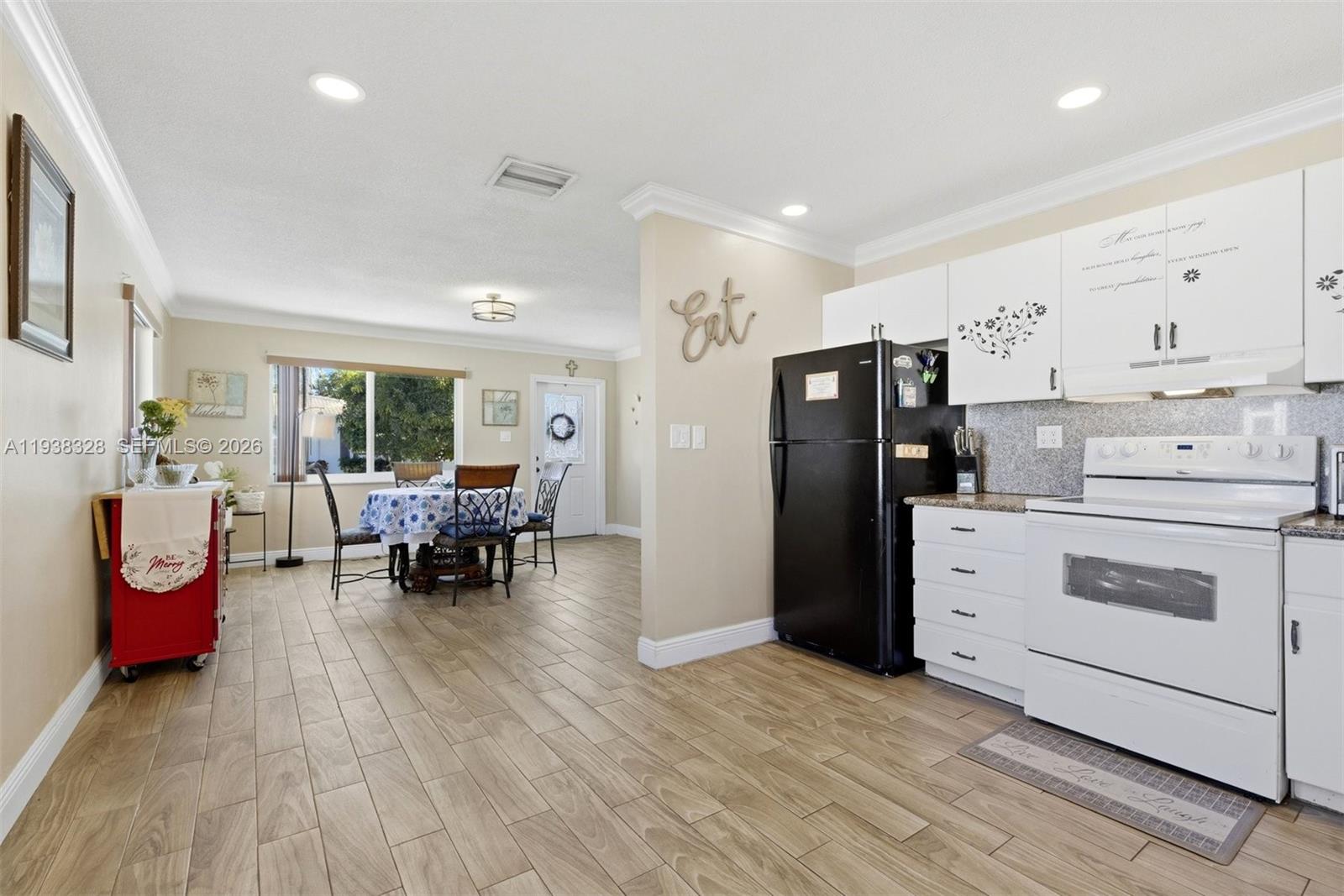 MAINLANDS OF TAMARAC LAKE - Residential