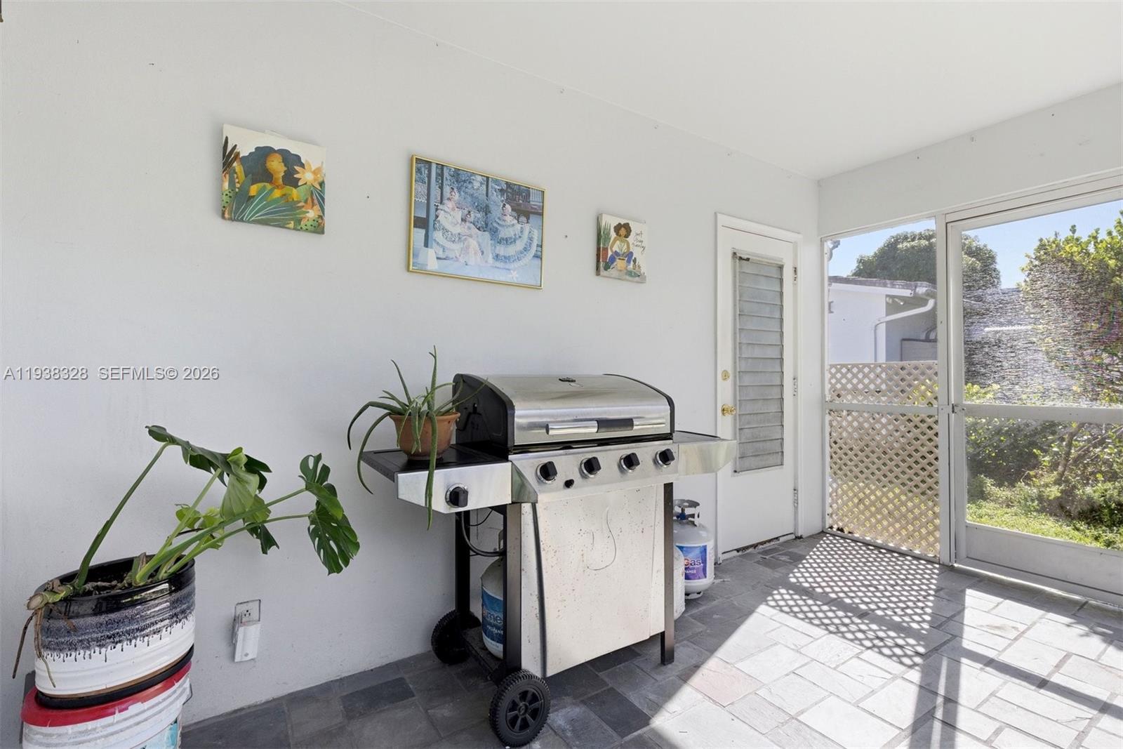 MAINLANDS OF TAMARAC LAKE - Residential