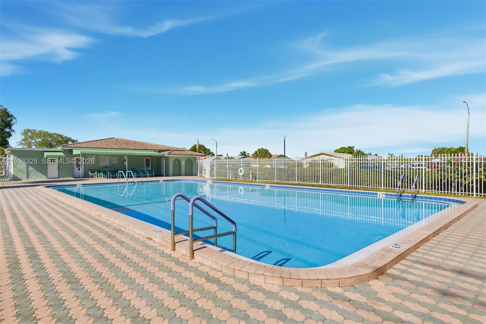 MAINLANDS OF TAMARAC LAKE - Residential