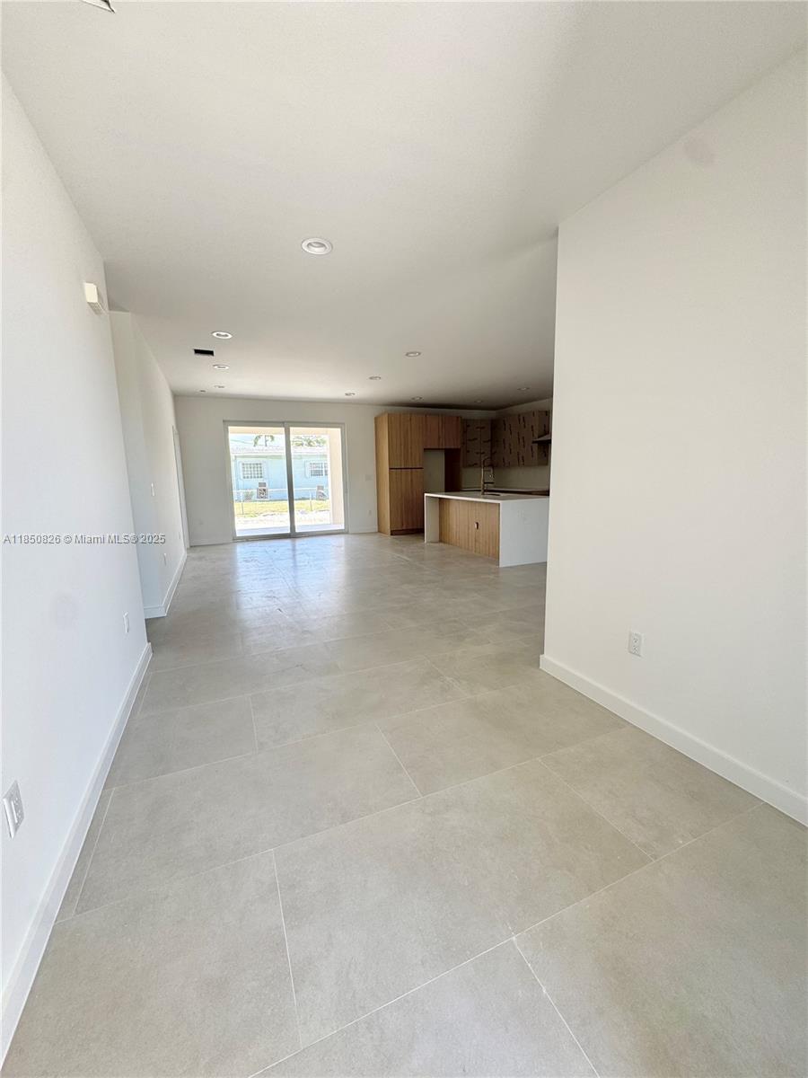 14980 BUCHANAN ST