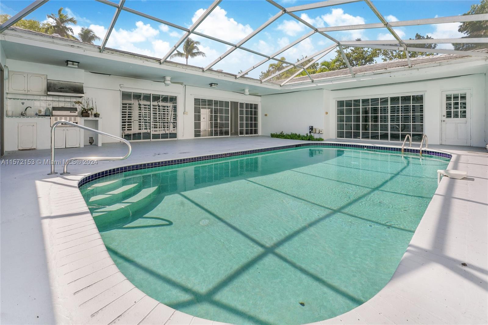 BAL HARBOUR RESIDENTIAL S - Land
