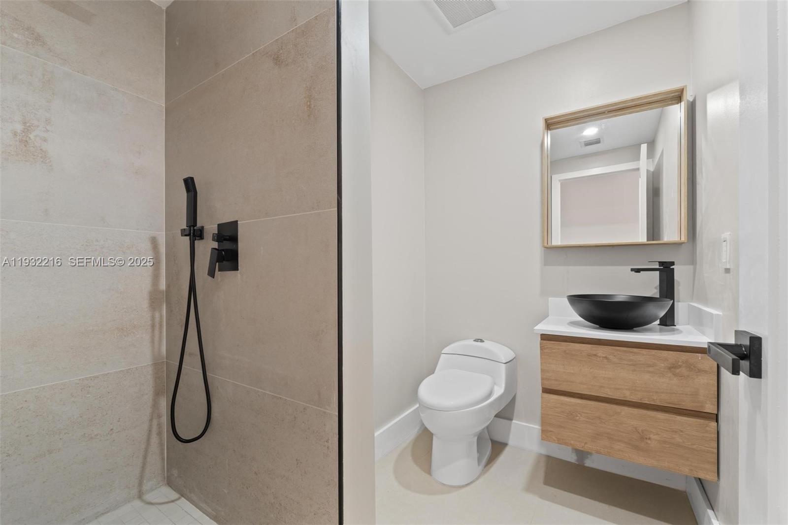 CHULA VISTA 3RD ADD - Residential Lease