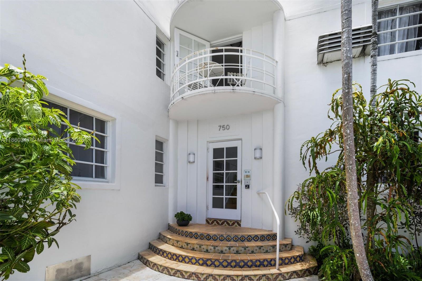 750 Espanola Way 6