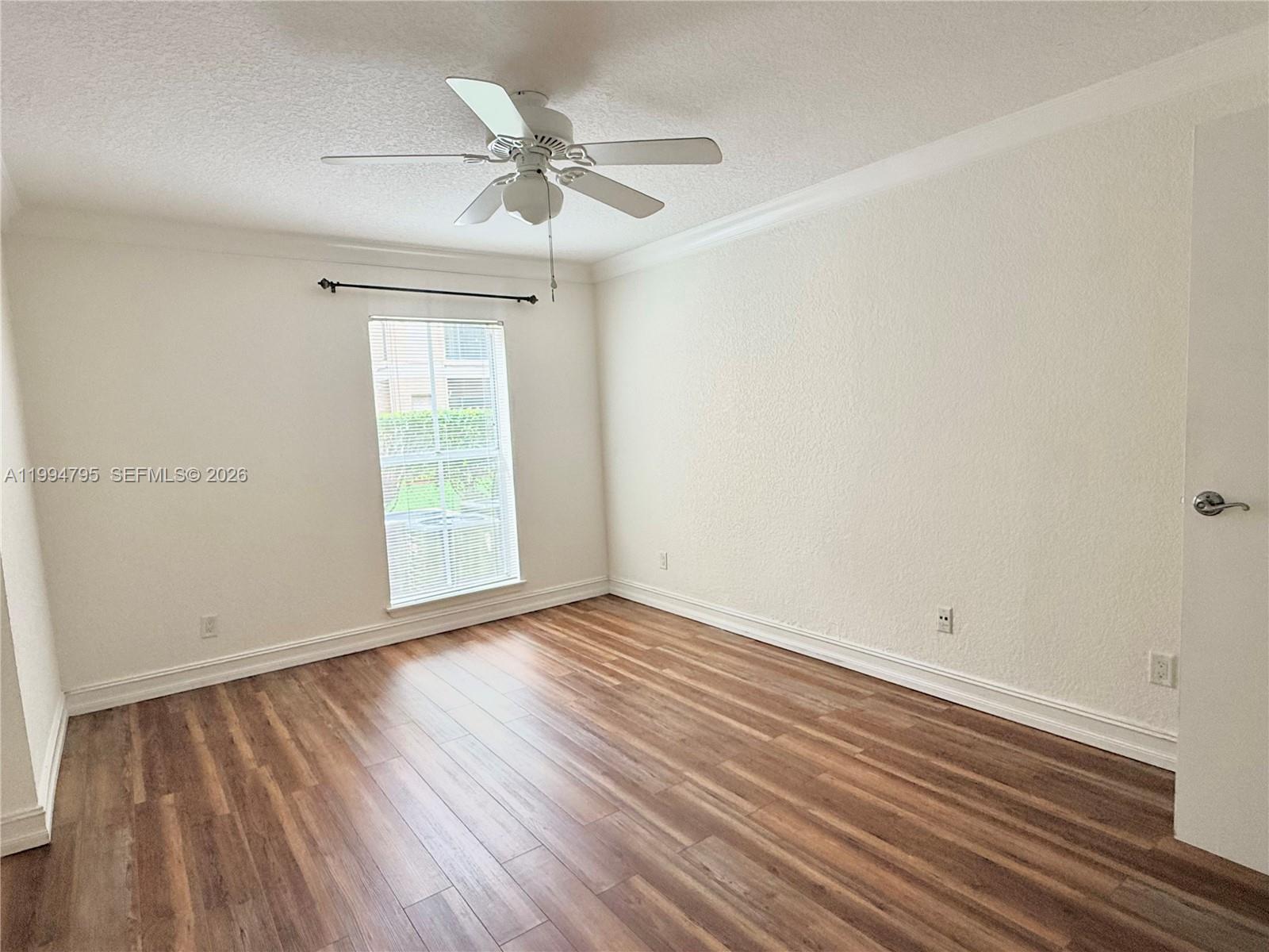 SAVANNAH AT RIVERSIDE CON - Residential