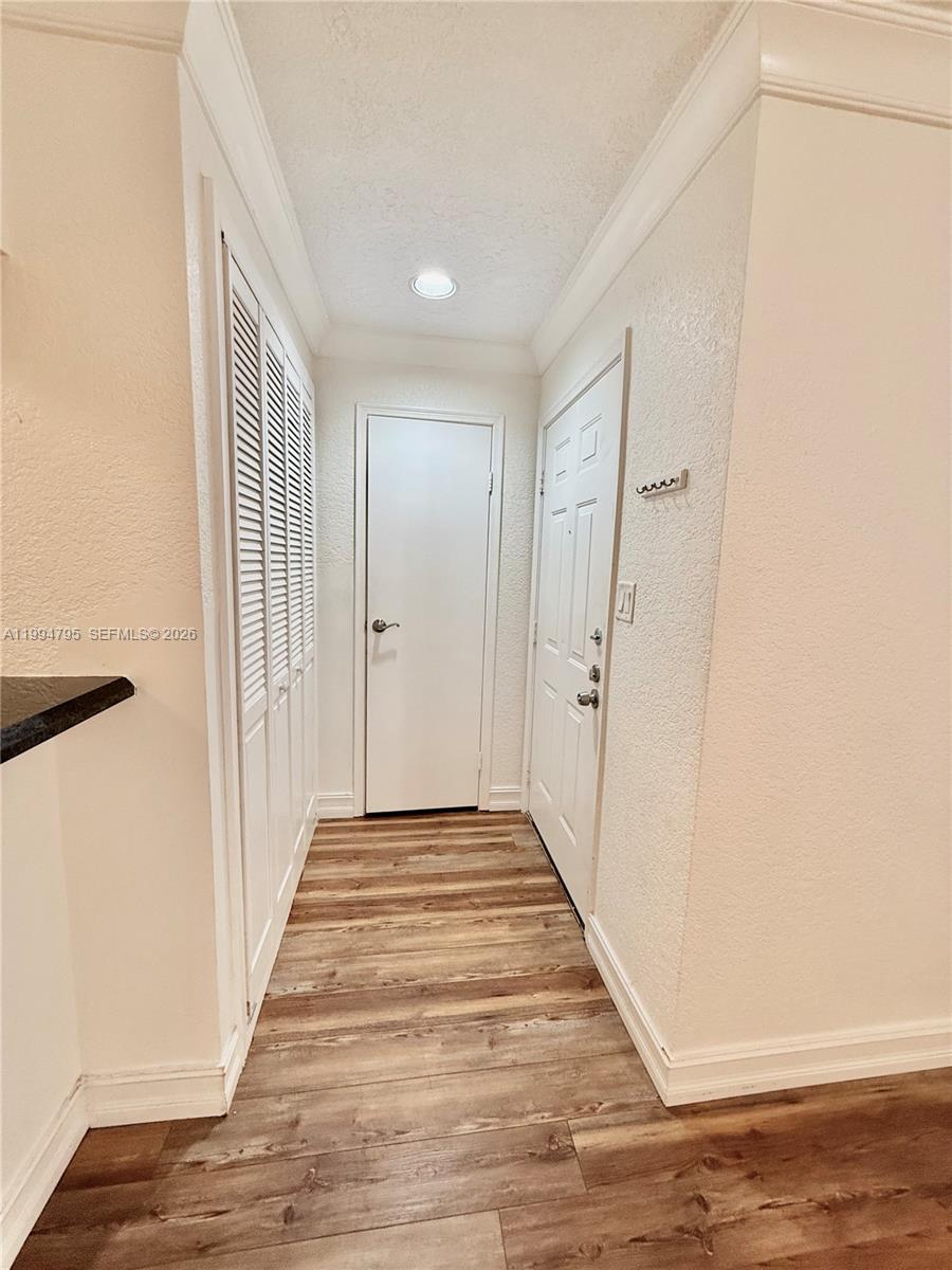 SAVANNAH AT RIVERSIDE CON - Residential