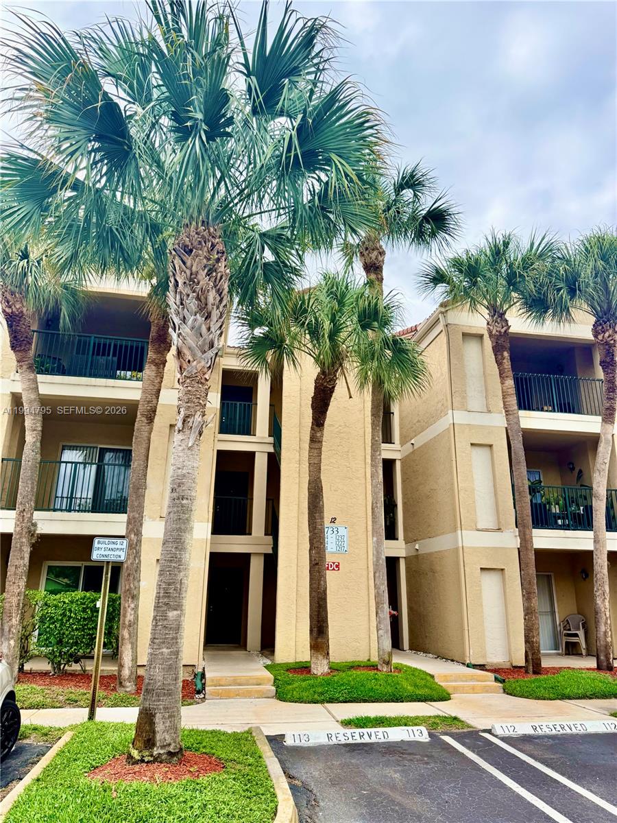 SAVANNAH AT RIVERSIDE CON - Residential