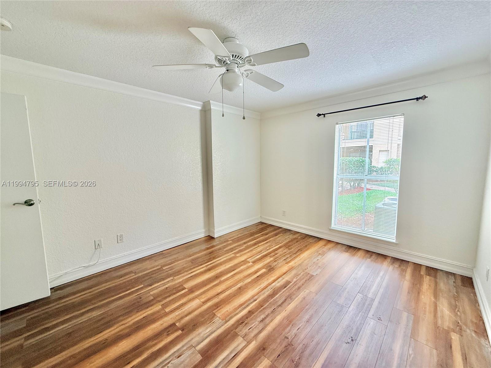 SAVANNAH AT RIVERSIDE CON - Residential