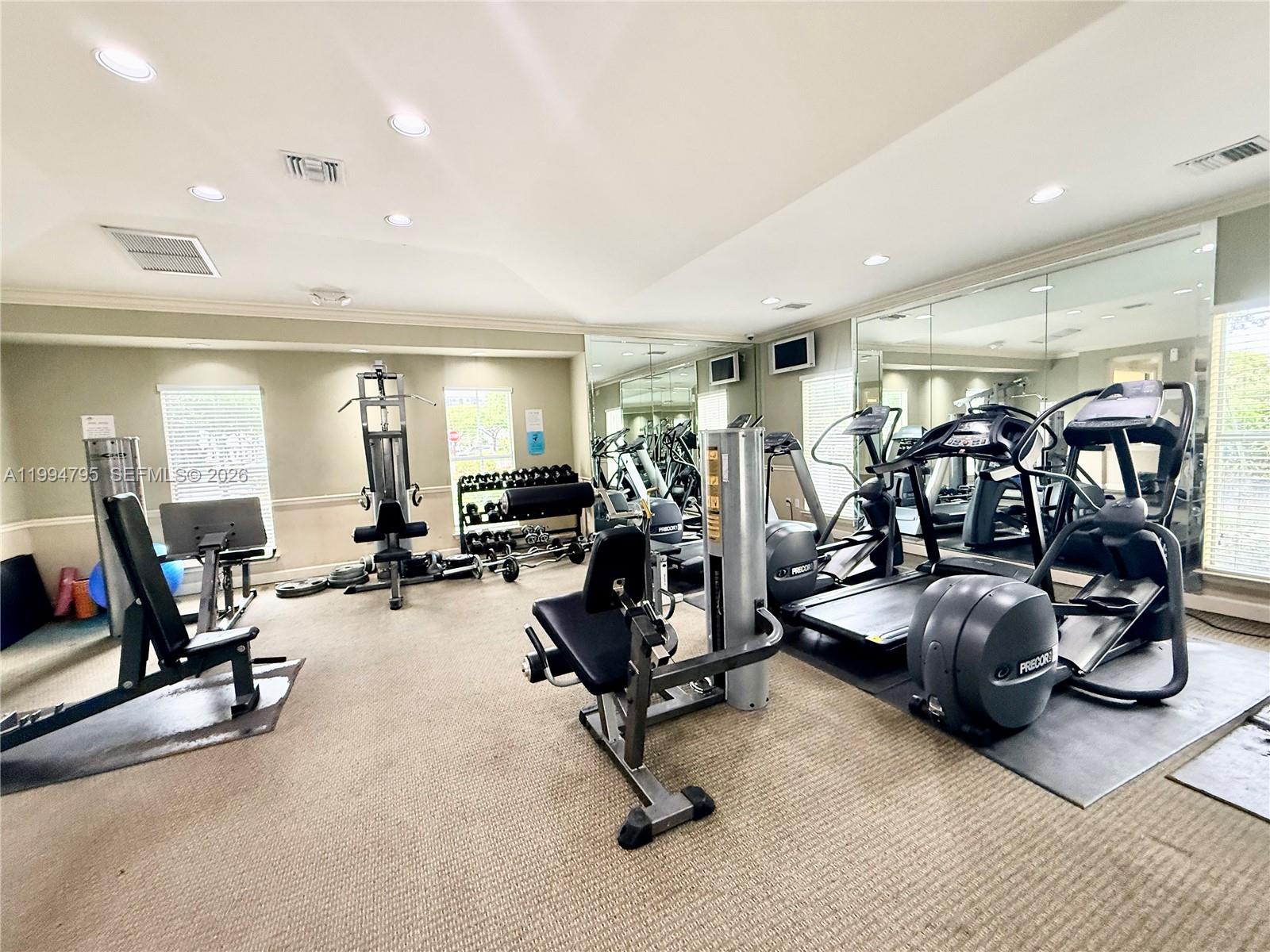 SAVANNAH AT RIVERSIDE CON - Residential