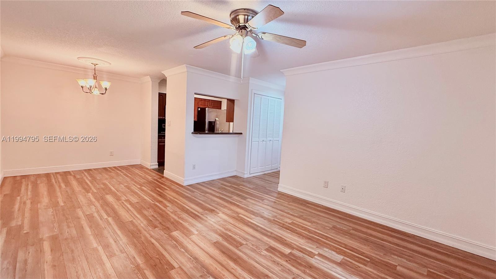 SAVANNAH AT RIVERSIDE CON - Residential