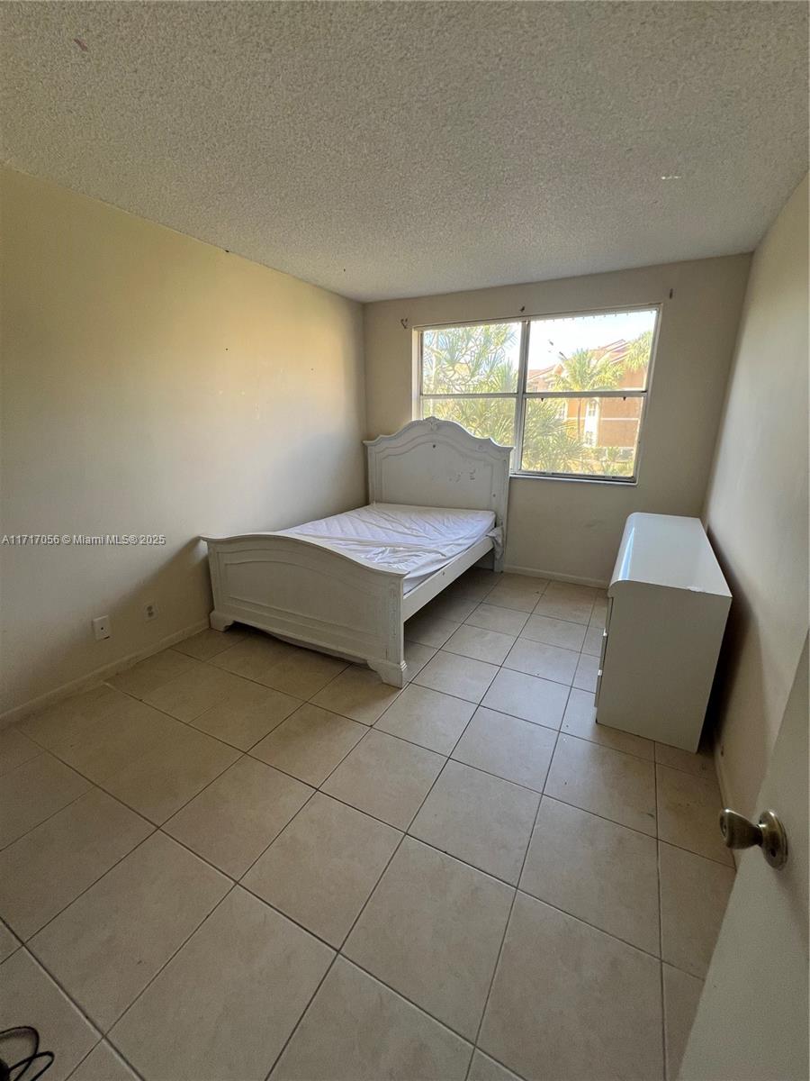 EDGEWATER CONDO - Residential