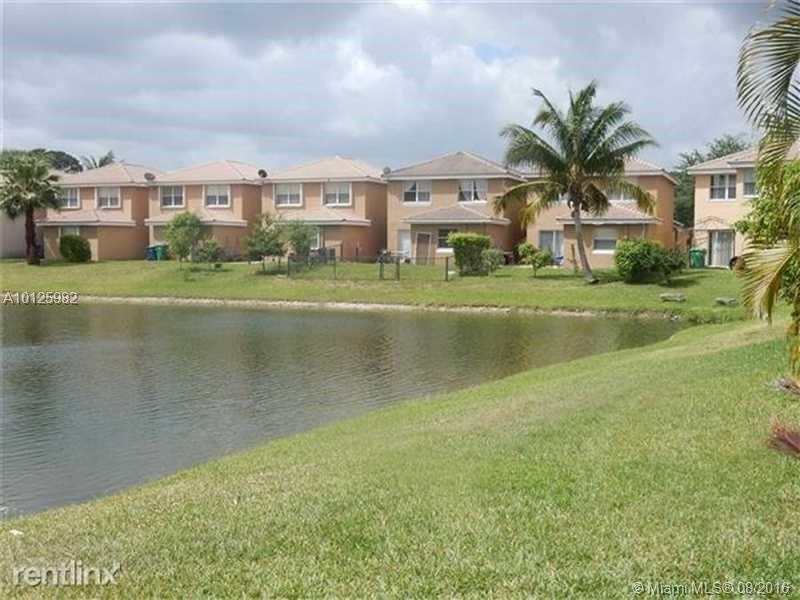 S & R OF INVERRARY PARCEL - Residential Lease