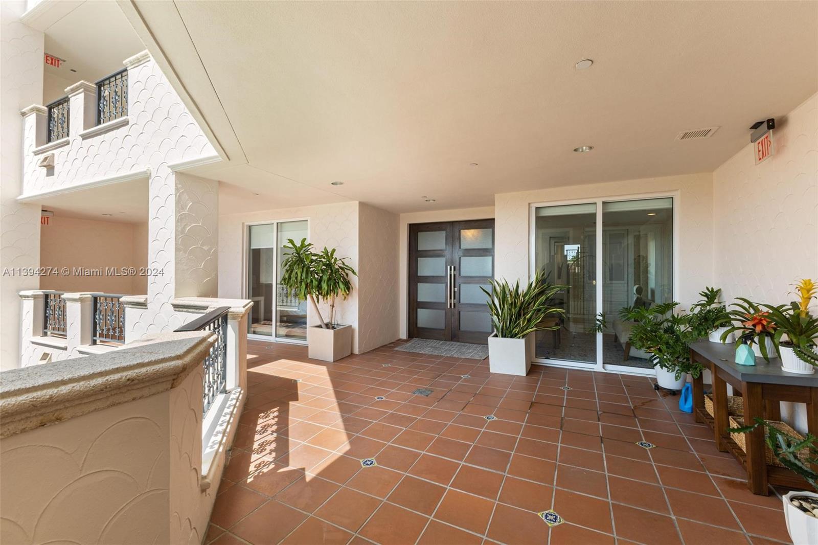 BAYVIEW FISHER ISL CONDO - Residential